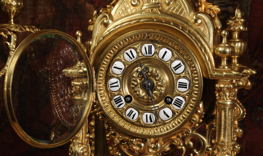 Antique Clock Set with Visible Pendulum by H F Paris