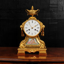 antique clock set Click here to enlarge