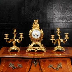 antique clock set Click here to enlarge